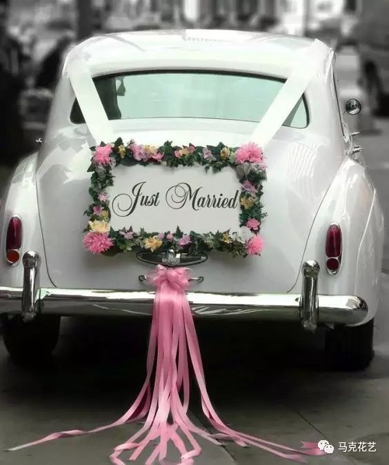 插花培訓(xùn)之婚禮花飾婚車胸花篇
