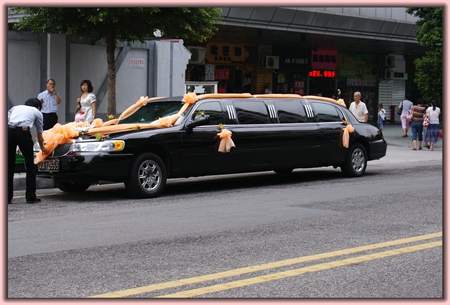 婚慶花藝培訓(xùn)學(xué)習(xí)要會(huì)的婚車設(shè)計(jì)裝飾要點(diǎn)教程