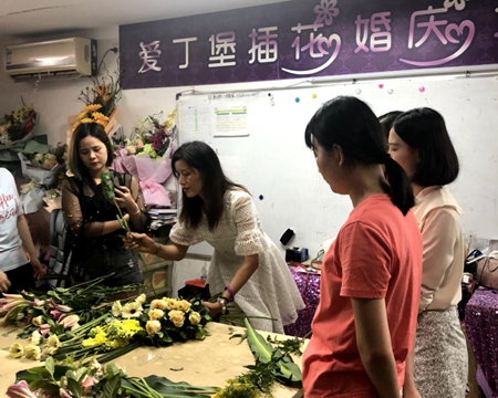 想開花店怎么學(xué)花藝入門做花藝師