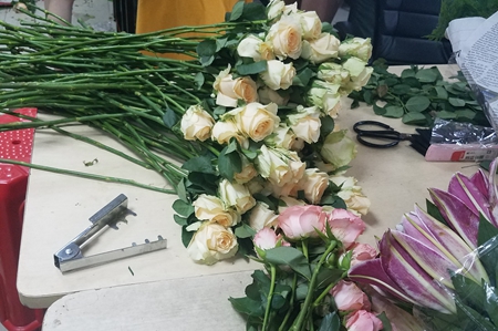想開花店怎么學(xué)花藝入門做花藝師